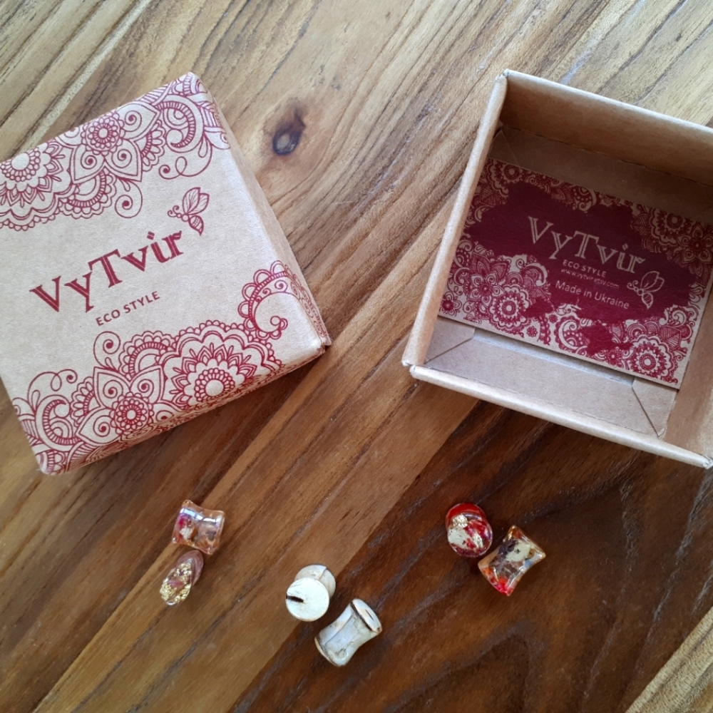 8mm epoxy ear plugs 3x pairs from Ukraine
